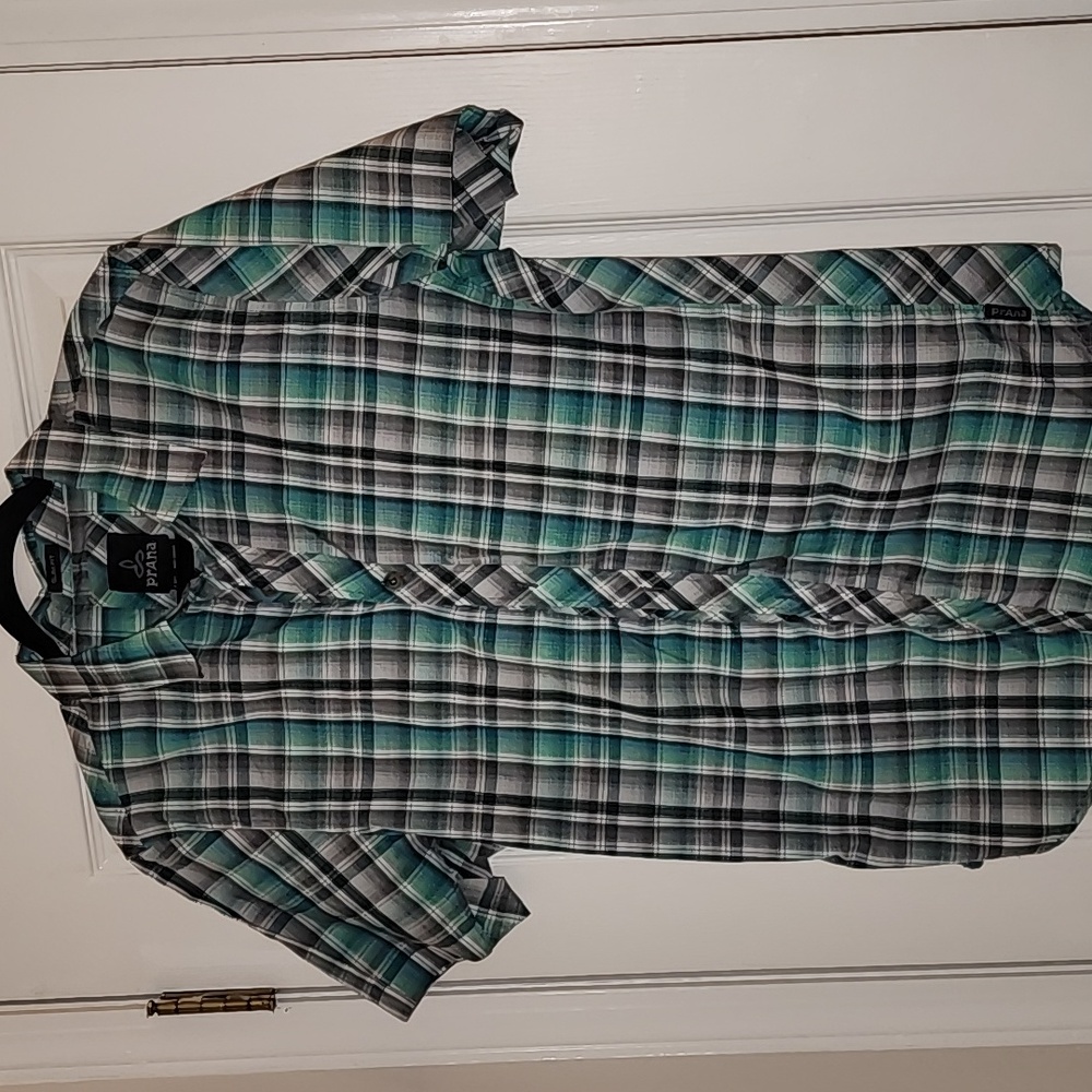 Teal and Grey Plaid Men's Large Prana Short Sleeve Button Down